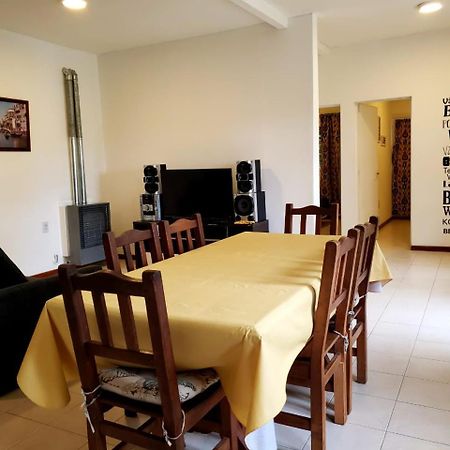 Apartmán Departamentos Del Bosque Ushuaia Exteriér fotografie